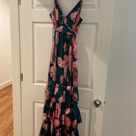 Hutch Floral Dress - Picture 2 of 7